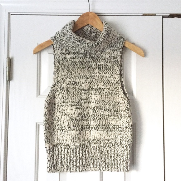 Kendall & Kylie Sweaters - NWOT Kendall and Kylie sleeveless sweater